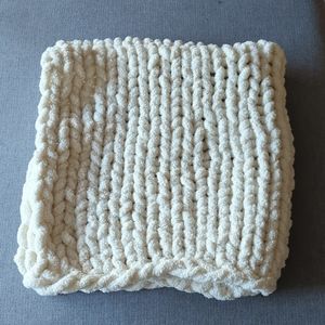 Handmade chunky knit blanket